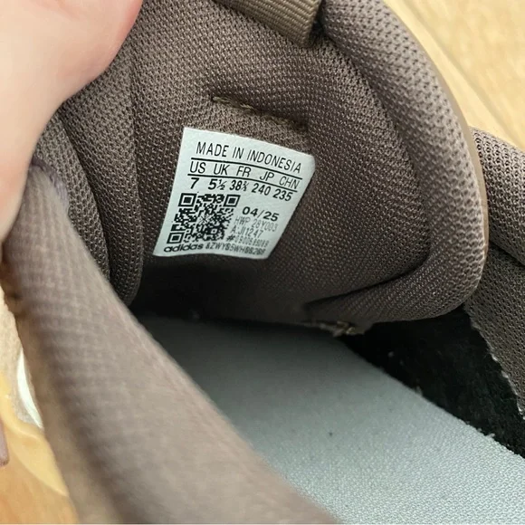 Adidas VL Court 3.0 Sneakers Brown Suede White Tan Rubber Sole Size Women's 7 - Picture 8 of 8